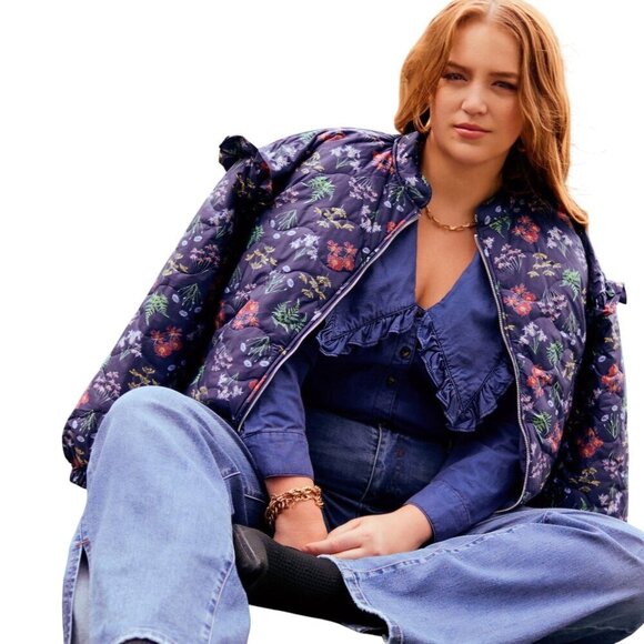 Eloquii Quilted Bomber Jacket NWOT Pressing Matters Blue Floral Size 26/28 - Picture 1 of 12